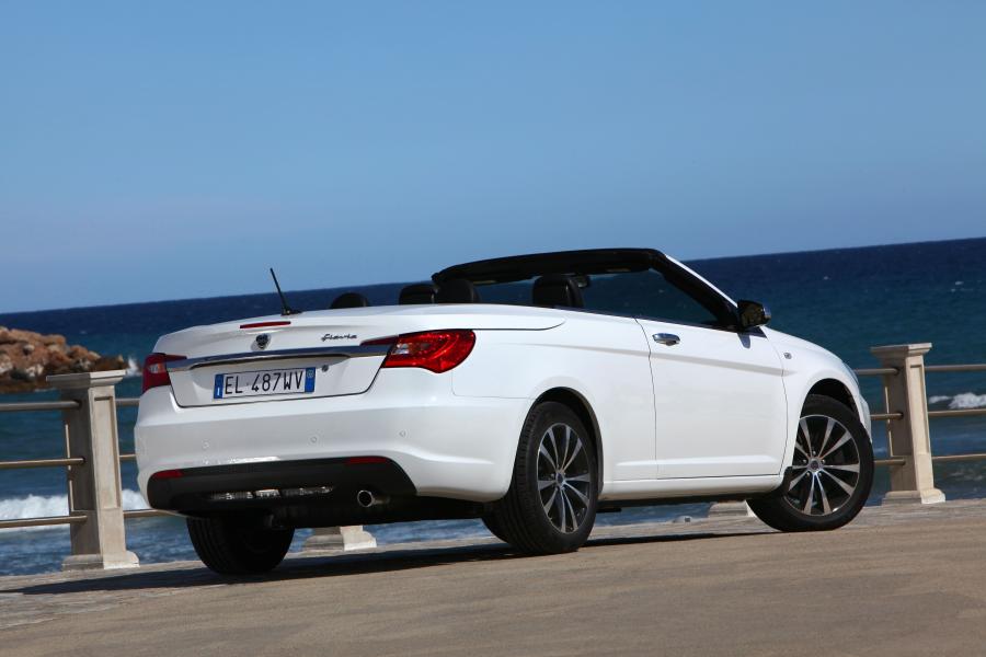  Lancia Flavia Convertible 2012 года  (фото 47 из 92)